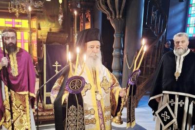 Την Αγία  και Μεγάλη Τετάρτη ο Σεβασμιότατος κ. Εφραίμ τέλεσε την τελευταία Προηγιασμένη Θεία Λειτουργία στον Ι. Καθεδρικό Ναό Ύδρας