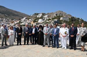 Μιαούλεια 2022 - Δοξολογία και καταθέσεις στεφάνων στον ανδριάντα του Ανδρέα Μιαούλη