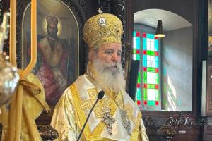 Στον Καθεδρικό Ναό Ύδρας Προσευχή για τους υποψήφιους των πανελλαδικών και Ιερά αγρυπνία με χειροτονία