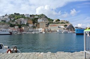 Η απάντηση του Υπουργού Ναυτιλίας στην ερώτηση βουλευτών για την ακτοπλοϊκή σύνδεση του Αργοσαρωνικού