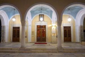 Ανακοίνωση   του Ι. Καθεδρικού Ναού Ύδρας για την καθυστέρηση στο έργο της συντήρησης των τοιχογραφιών του τρούλου