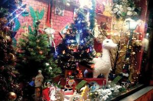 Αρχίζει σήμερα  το κλιμακωτό άνοιγμα της αγοράς