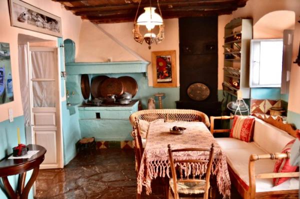 GREEK GASTRONOMY Guide: Η παραδοσιακή κουζίνα της Ύδρας και τα γαστρονομικά της στέκια