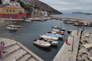 Το αλιευτικό καταφύγιο στο Καμίνι λίγο πριν την ολοκλήρωσή του - Τι δήλωσε ο Δήμαρχος Ύδρας Γ. Κουκουδάκης