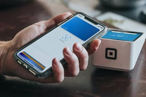 Συστάσεις για ασφαλείς αγορές από το κινητό