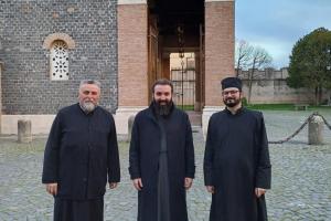 Ο Πρωτοσύγκελλος Αρχιμ. π. Νεκτάριος Δαρδανός στο εξαρχικό Μοναστήρι της Παναγίας Κρυπτοφέρρης στην Grottaferrata της Ιταλίας