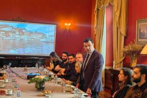 Συναντήσεις   του Δημάρχου Ύδρας Γιώργου Κουκουδάκη στους χώρους του Σισμανόγλειου Μεγάρου στην Κωνσταντινούπολη.