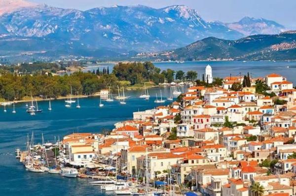 Συναγερμός στον Πόρο λόγω της διασποράς κορωνοϊού - Έρχονται περιοριστικά μέτρα