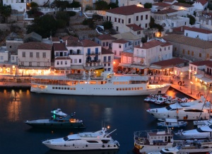 Συγκινητικές στιγμές από την επίσκεψη του "Νεράιδα" στην Ύδρα