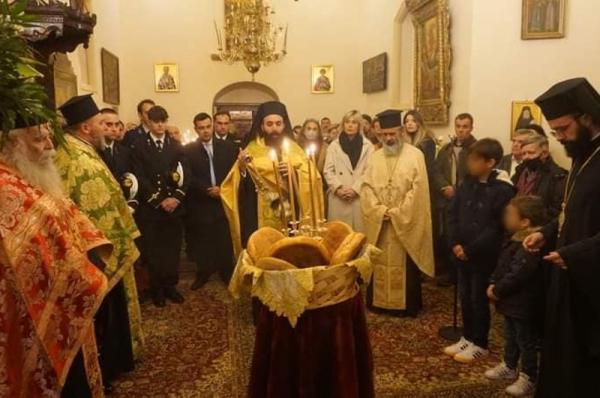 Με λαμπρότητα  ο Μέγας Πανηγυρικός Εσπερινός στην ιστορική ενορία της Υπαπαντής Κυρίου