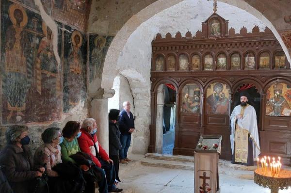 Δ' Χαιρετισμοί:  Στην Αίγινα μετέβη ο Πρωτοσύγκελλος Αρχιμ. Νεκτάριος Δαρδανός