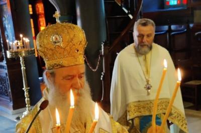 Στον Καθεδρικό Ναό Ύδρας ιερούργησε ο Μητροπολίτης ΕΦΡΑΙΜ