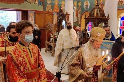 Στον Ιερό Ναό του Αγίου Νεομάρτυρα Κωνσταντίνου ιερούργησε ο Μητροπολίτης ΕΦΡΑΙΜ