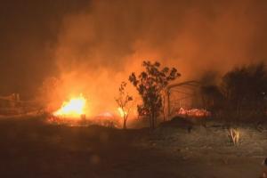 Σε πύρινο κλοιό η Αττική: Διαρκής μάχη με τις φλόγες σε Βριλήσσια και Πεντέλη