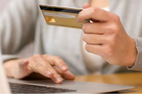 Τι αγοράζουν  οι Έλληνες από το Ίντερνετ, εν μέσω καραντίνας (γράφημα)