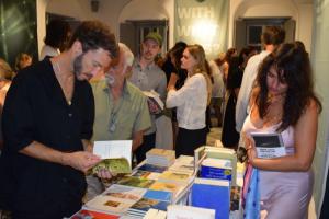 Πέντε χρόνια  Λέσχης Βιβλίου στο Ιστορικό Αρχείο -Μουσείο Ύδρας | Εγκαίνια της επετειακής έκθεσης “Το Υψηλό”