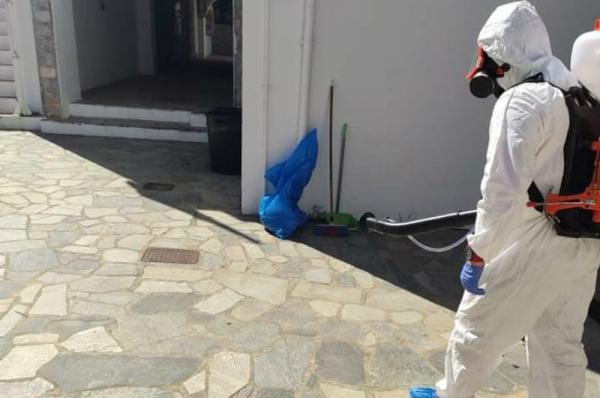 Απολύμανση στο κτήριο του Γυμνασίου και Λυκείου Ύδρας αλλά και του περιβάλλοντος χώρου