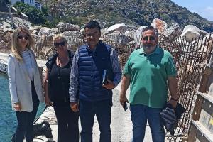 Κλιμάκιο του Δήμου επιθεώρησε το λιμενικό έργο και το έργο αντικατάστασης σωληνώσεων στο Καμίνι