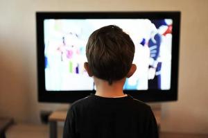 Για ποιο λόγο σταματά τη διαφήμιση τροφίμων και αναψυκτικών σε παιδιά η Unilever