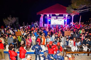 Απονομές επάθλων πρώτης μέρας Hydra's Trail, Pasta Party &amp; Μουσική βραδιά