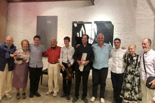 Εξαιρετική η συναυλία που πραγματοποιήθηκε στο Ξενοδοχείο Bratsera από βραβευμένους νέους σολίστ