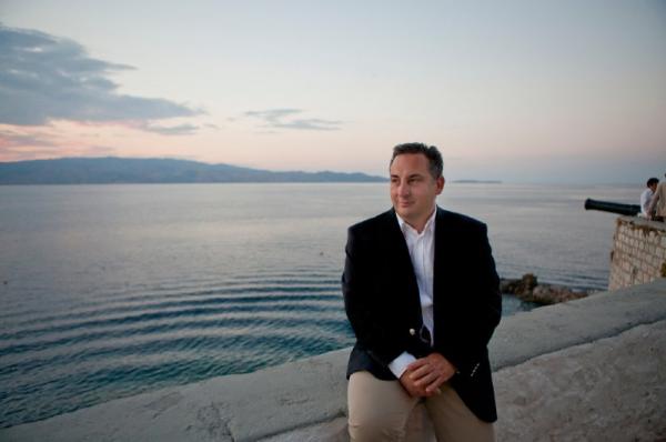 Γιάννης Μπελεγρής:  Γυρίζω σύντομα υγιής στο νησί μας