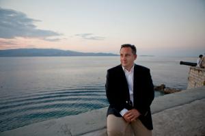 Γιάννης Μπελεγρής: Γυρίζω σύντομα υγιής στο νησί μας