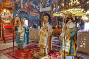 "ΕΛΕΥΘΕΡΙΑ 2022"  Τρισαρχιερατική Θ. Λειτουργία, προεξάρχοντος του Σεβασμιότατου Ποιμενάρχη μας κ. ΕΦΡΑΙΜ