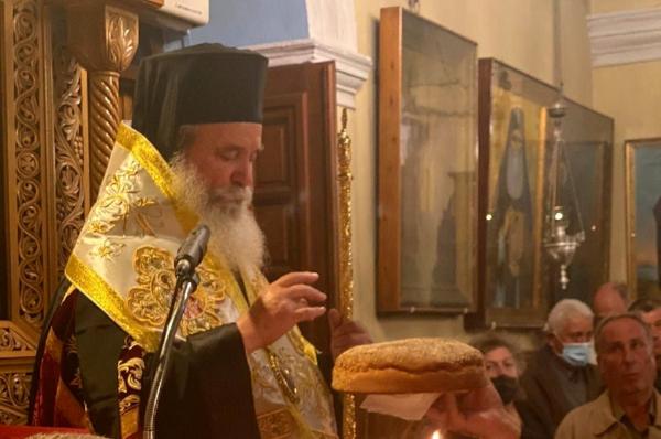 Στην ενορία  των Εισοδίων Θεοτόκου - Παναγίτσα- στην Αίγινα χοροστάτησε ο Μητροπολίτης ΕΦΡΑΙΜ