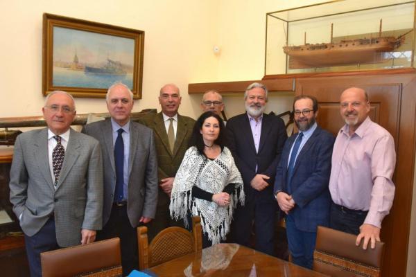 Πρόσκληση στην κοπή πρωτοχρονιάτικης βασιλόπιτας του ΕΛ.Ι.Ν.ΙΣ