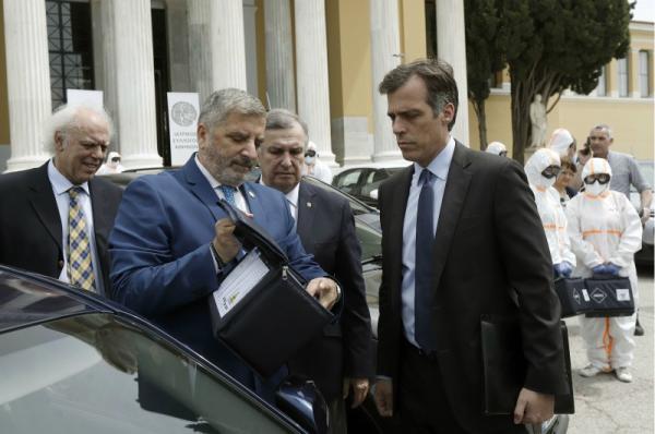 Ξεκινούν τη δράση τους οι Κινητές Ομάδες Επισκέψεων στο Σπίτι (ΚΟΕΣ) της Περιφέρειας Αττικής και του ΙΣΑ