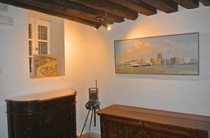 Άνοιξαν τις πύλες τους οι εκθέσεις στη μνήμη του Π. Τέτση στα ξενοδοχεία Μιράντα και Μπρατσέρα