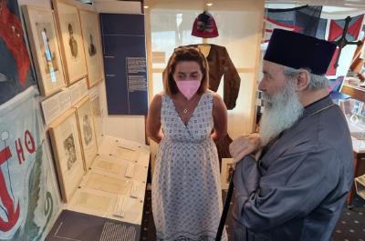 Ο Μητροπολίτης ΕΦΡΑΙΜ στην πλωτή έκθεση "ΕΠΑΝΑCΥΣΤΑΣΗ" ' 21