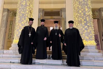 Παρουσία   του Σεβασμιότατου Ύδρας κ. Εφραίμ στη Χριστουγεννιάτικη φιλανθρωπική συναυλία της Ι. Μητροπόλεως Πειραιώς