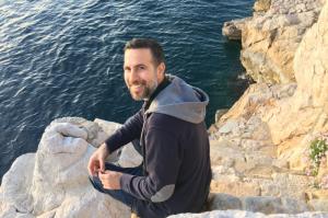 Χρήστος Δασκαλάκης:  «Αν θέλουμε καλά γεράματα ας μεγαλώσουμε χαρούμενα παιδιά»!