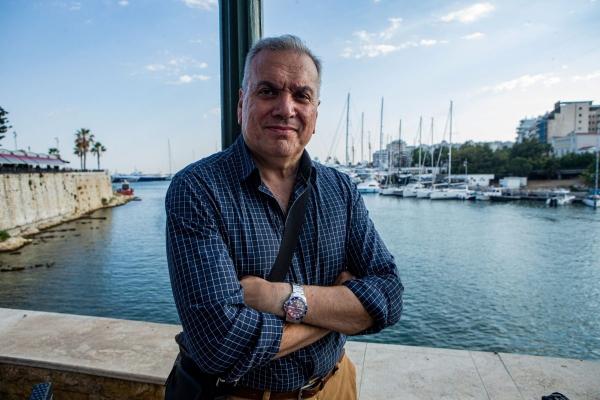 Δημοτικό Θέατρο Πειραιά | Διάλεξη του Στέφανου Μίλεση με θέμα Πειραιάς: Το λιμάνι του αποχαιρετισμού