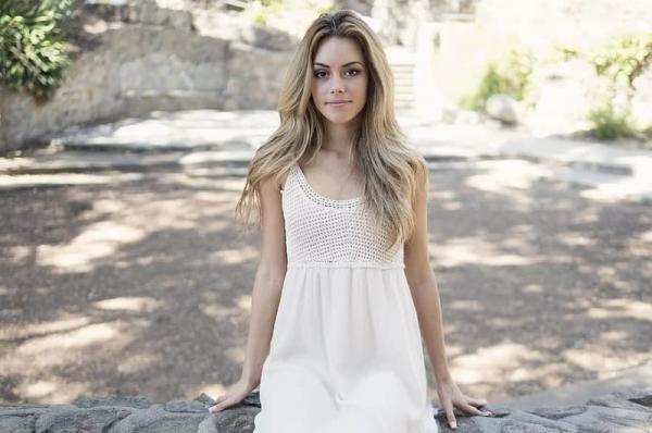 Υπάρχει αληθινή ευτυχία; Τέσσερις απλές συνήθειες που την φέρνουν πιο κοντά