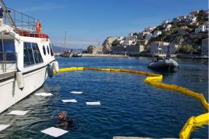 Με επιτυχία η άσκηση αντιμετώπισης θαλάσσιας ρύπανσης στο λιμάνι της Ύδρας