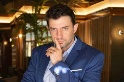 Έρχεται στην Ύδρα ο διάσημος Σεφ Νίκος Κουλούσιας