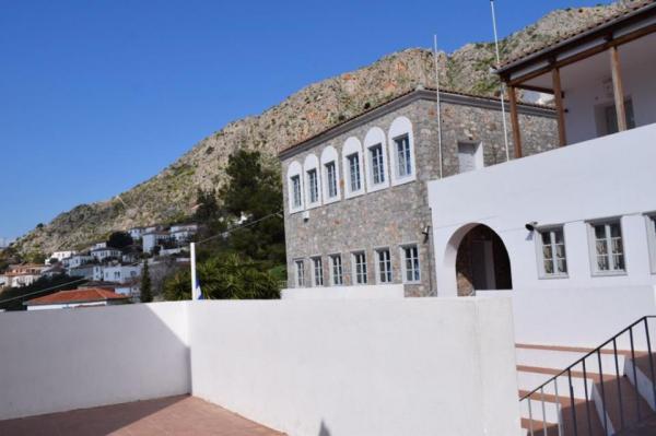 Το ποσό  των 7.670 ευρώ θα λάβει ο Δήμος Ύδρας από το ΥΠΕΣ για τις λειτουργικές ανάγκες των σχολείων