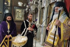 Ο Μητροπολίτης ΕΦΡΑΙΜ τέλεσε την τελευταία Προηγιασμένη Θ. Λειτουργία στον Καθεδρικό Ναό Ύδρας