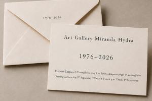 Η Galerie Miranda γιορτάζει μισό αιώνα τέχνης στην Ύδρα με επετειακή έκθεση