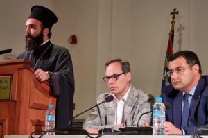 Στην παρουσίαση  του βιβλίου του Δημάρχου Ύδρας τον Μητροπολίτη ΕΦΡΑΙΜ  εκπροσώπησε ο Πανοσ. Πρωτοσύγκελλος Αρχιμ. π. Νεκτάριος Δαρδανός