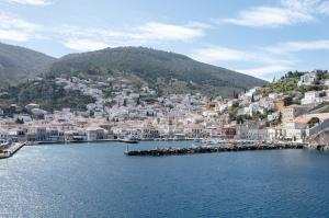 Το χρονικό  μιας παρατεταμένης εγκατάλειψης - Ανοικτή επιστολή του Δημήτρη Σαράντη