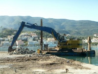 Αποκατάσταση βλαβών κρηπιδωμάτων νέου λιμένα Πόρου