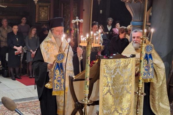 O Σεβ. Ποιμενάρχης κ. ΕΦΡΑΙΜ χοροστάτησε στην ακολουθία της Β’ Στάσης των Χαιρετισμών στον Ι. Καθεδρικό Ναό Ύδρας