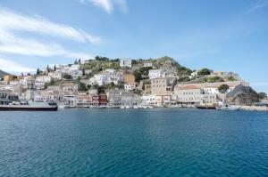 Ανοίγει ο τουρισμός - Τα έγγραφα που απαιτούνται