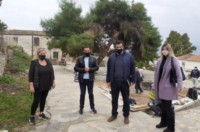 Επιθεώρηση των έργων από τον Δήμαρχο Ύδρας Γ. Κουκουδάκη και κλιμάκιο του Δήμου