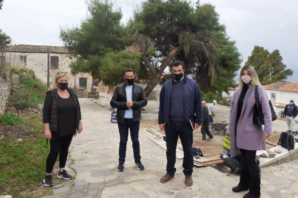 Επιθεώρηση των έργων από τον Δήμαρχο Ύδρας Γ. Κουκουδάκη και κλιμάκιο του Δήμου