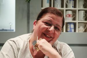 Έλενα Βότση:  Από την Ύδρα στα πέρατα του κόσμου - Συνέντευξη στο Documento